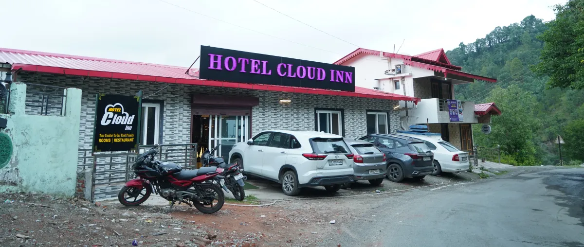 The building seen from outside, Hotel Cloud Inn, Ramgarh, Nainital
