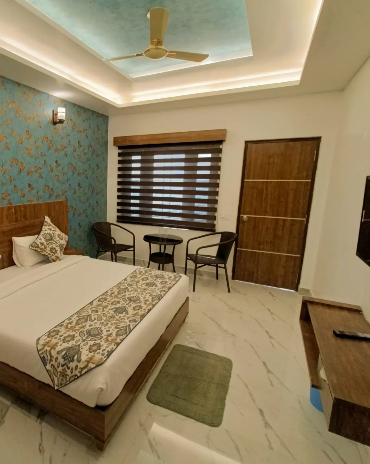 A Valley View room (2)